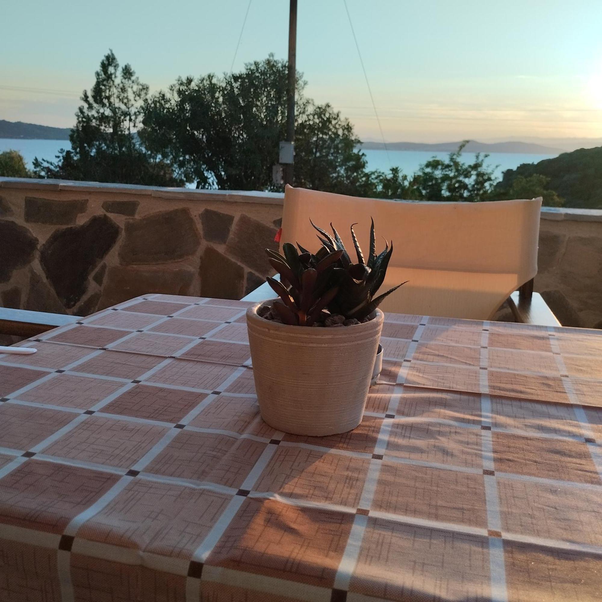 Pansion Thanos Ouranoupoli Esterno foto