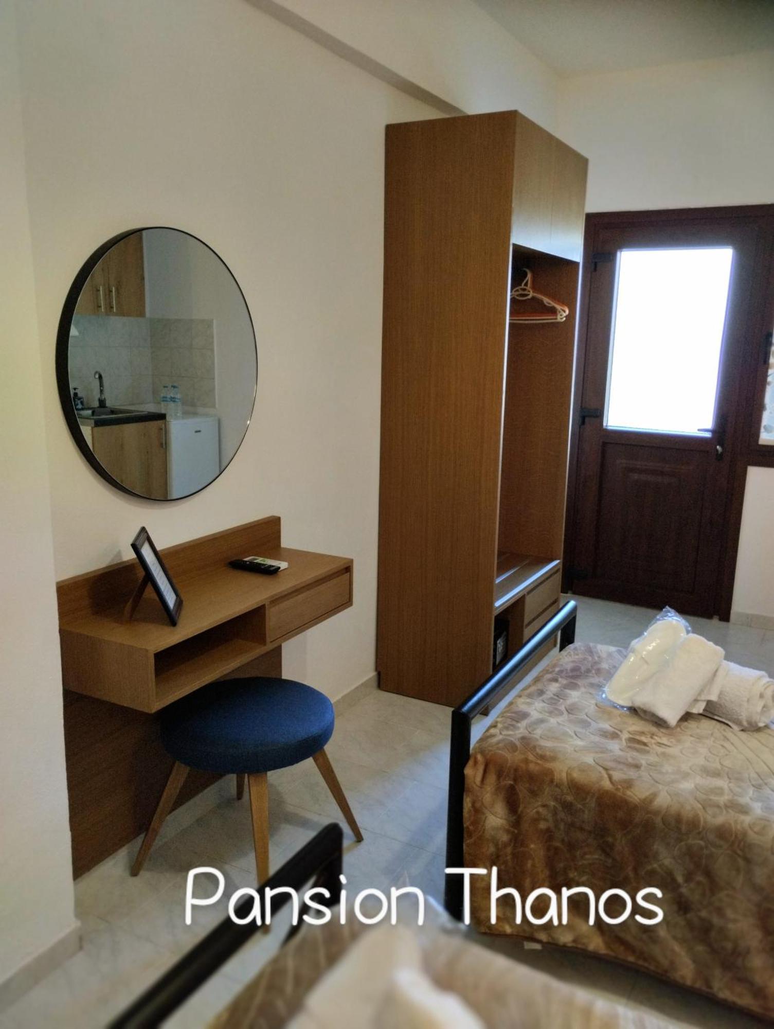 Pansion Thanos Ouranoupoli Esterno foto