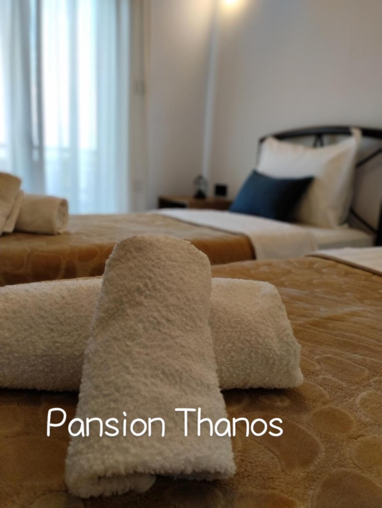 Pansion Thanos Ouranoupoli Esterno foto